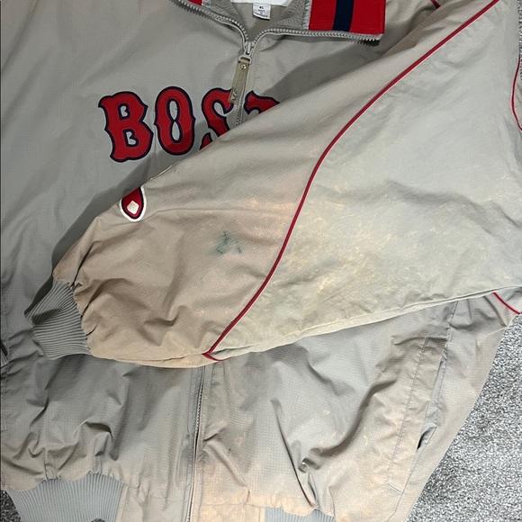 MLB Majestic Boston Red Socks "fleece" lined Jacket with Red and Gray - Picture 4 of 10